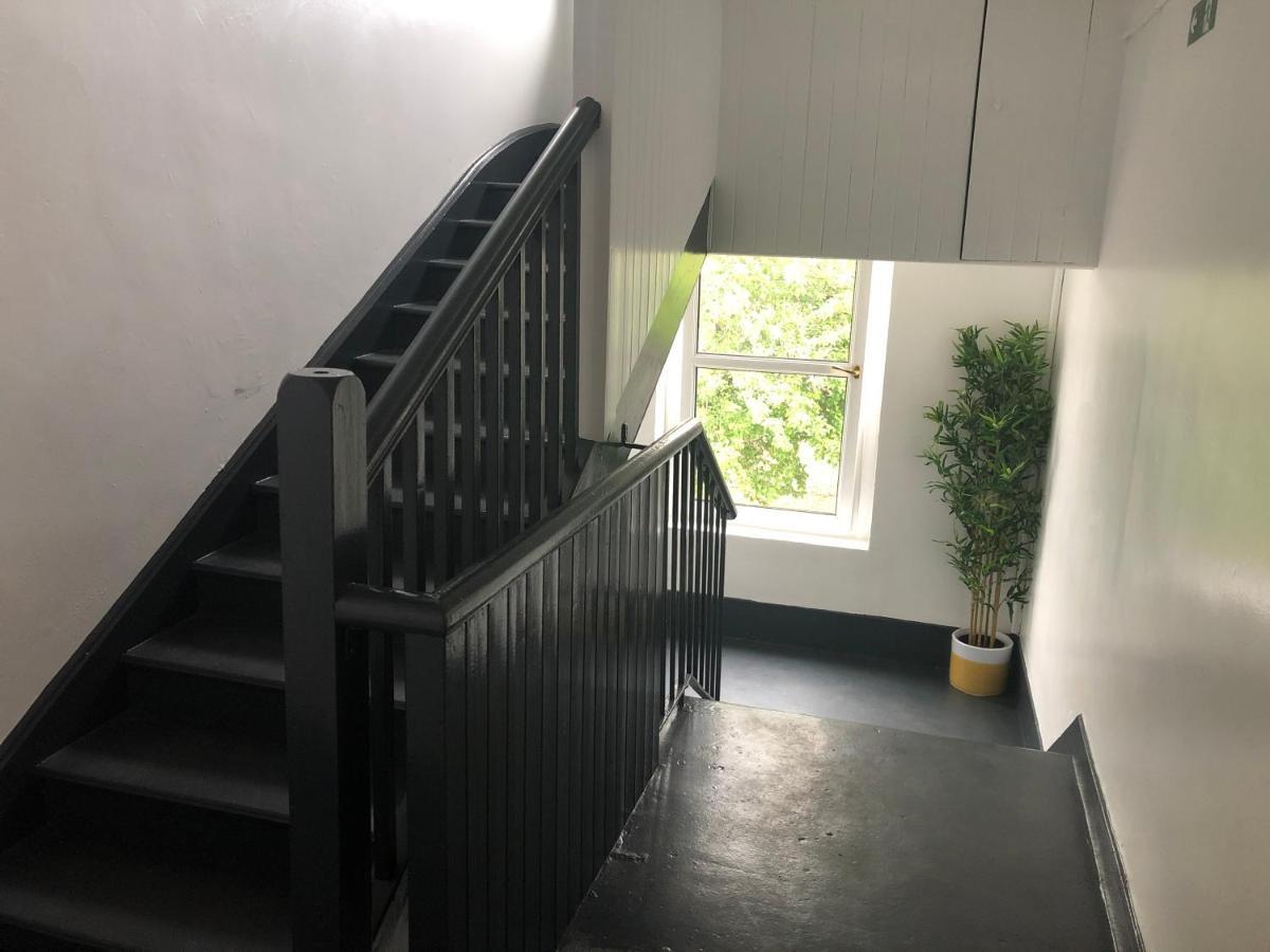 Premier 2 Bed Flat C Apartment Broxburn Ngoại thất bức ảnh