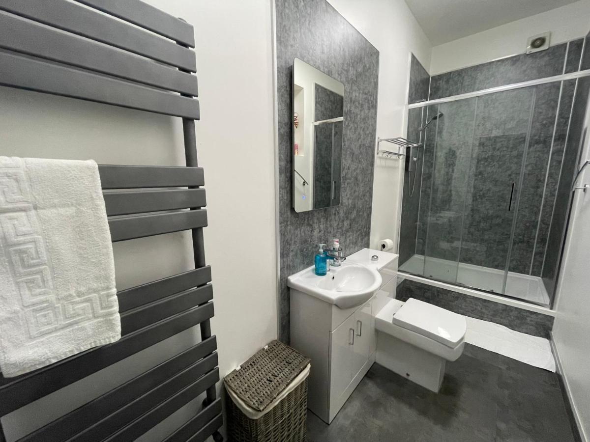 Premier 2 Bed Flat C Apartment Broxburn Ngoại thất bức ảnh